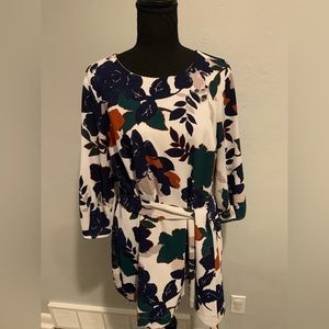 A Pea in the Pod Floral Maternity Top